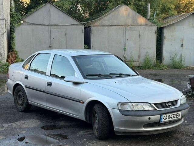 Сірий Опель Вектра, об'ємом двигуна 1.7 л та пробігом 200 тис. км за 1800 $, фото 1 на Automoto.ua