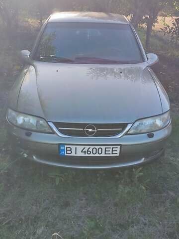 Сірий Опель Вектра, об'ємом двигуна 2 л та пробігом 300 тис. км за 2200 $, фото 1 на Automoto.ua