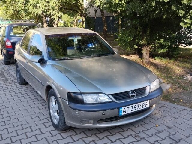 Сірий Опель Вектра, об'ємом двигуна 2 л та пробігом 270 тис. км за 1500 $, фото 1 на Automoto.ua