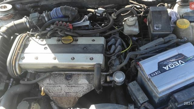 Серый Опель Вектра, объемом двигателя 2 л и пробегом 446 тыс. км за 3400 $, фото 1 на Automoto.ua