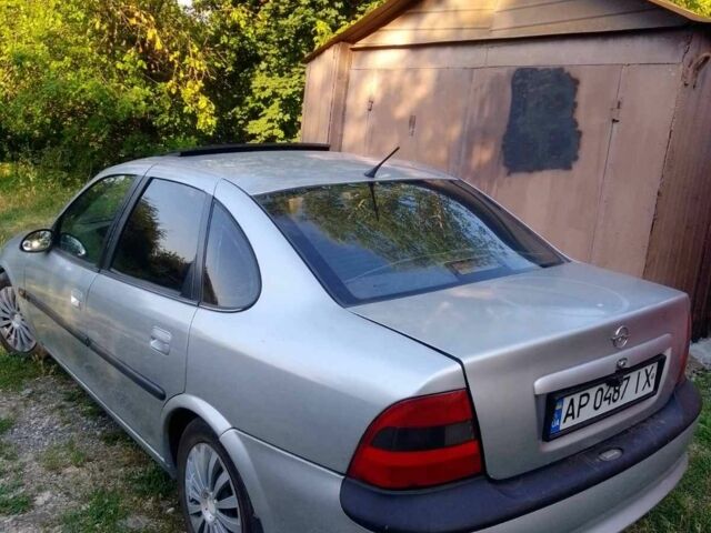 Сірий Опель Вектра, об'ємом двигуна 1.8 л та пробігом 189 тис. км за 1450 $, фото 1 на Automoto.ua