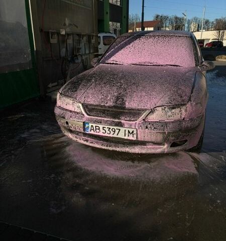 Серый Опель Вектра, объемом двигателя 1.6 л и пробегом 275 тыс. км за 2100 $, фото 1 на Automoto.ua