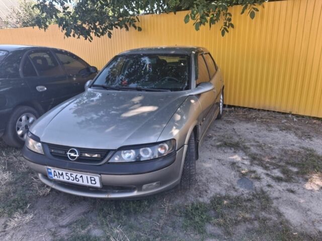 Сірий Опель Вектра, об'ємом двигуна 2 л та пробігом 2 тис. км за 1799 $, фото 1 на Automoto.ua