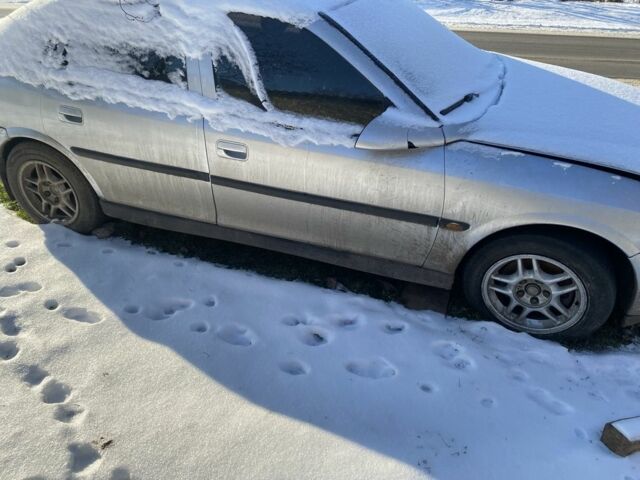 Серый Опель Вектра, объемом двигателя 0 л и пробегом 100 тыс. км за 1100 $, фото 1 на Automoto.ua