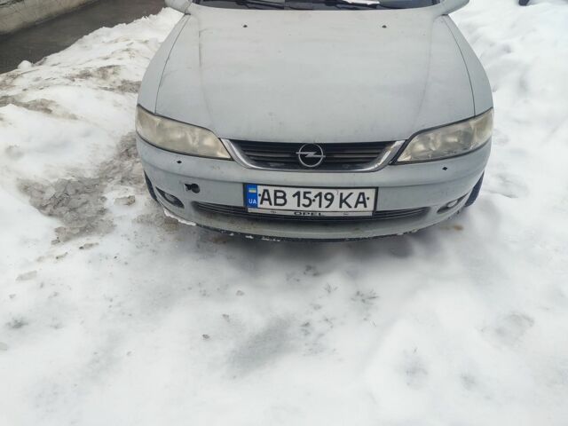 Серый Опель Вектра, объемом двигателя 1.8 л и пробегом 200 тыс. км за 1700 $, фото 1 на Automoto.ua