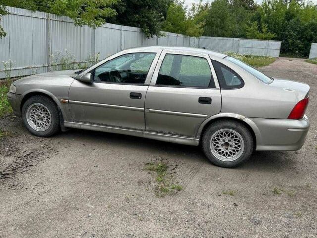 Сірий Опель Вектра, об'ємом двигуна 1.6 л та пробігом 240 тис. км за 2200 $, фото 1 на Automoto.ua