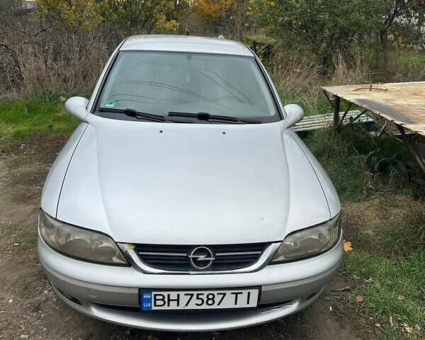 Сірий Опель Вектра, об'ємом двигуна 1.8 л та пробігом 246 тис. км за 4100 $, фото 1 на Automoto.ua