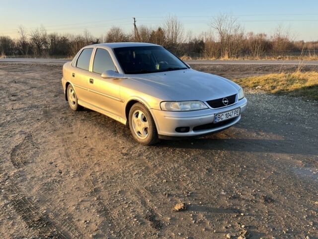Серый Опель Вектра, объемом двигателя 1.8 л и пробегом 358 тыс. км за 1900 $, фото 1 на Automoto.ua