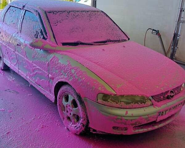 Сірий Опель Вектра, об'ємом двигуна 2 л та пробігом 425 тис. км за 2500 $, фото 1 на Automoto.ua