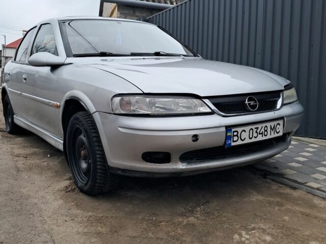 Серый Опель Вектра, объемом двигателя 1.6 л и пробегом 288 тыс. км за 2400 $, фото 1 на Automoto.ua