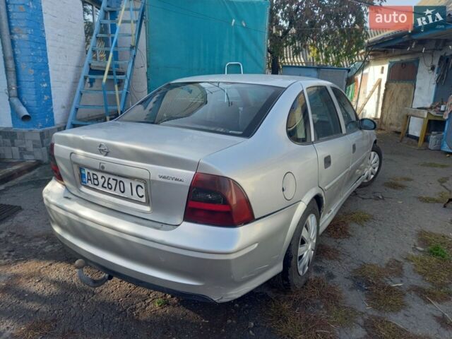 Сірий Опель Вектра, об'ємом двигуна 2 л та пробігом 386 тис. км за 2200 $, фото 1 на Automoto.ua
