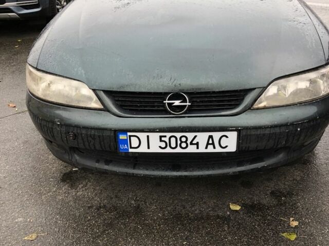 Серый Опель Вектра, объемом двигателя 2 л и пробегом 385 тыс. км за 2063 $, фото 1 на Automoto.ua