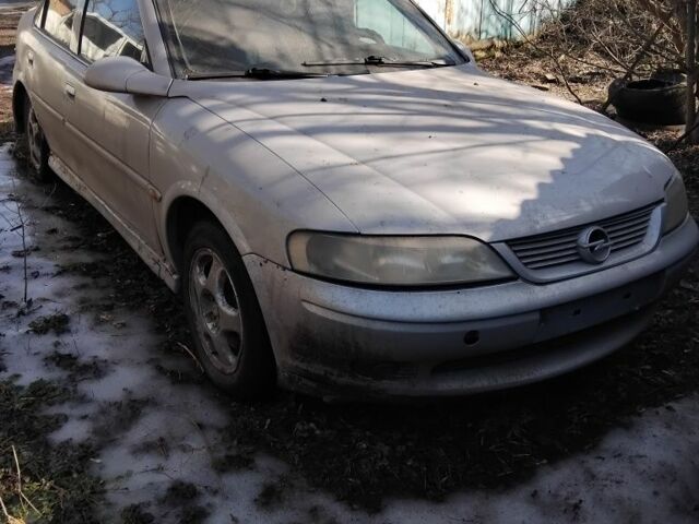 Сірий Опель Вектра, об'ємом двигуна 1.8 л та пробігом 370 тис. км за 1000 $, фото 1 на Automoto.ua