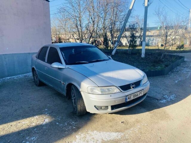 Сірий Опель Вектра, об'ємом двигуна 2 л та пробігом 420 тис. км за 2400 $, фото 1 на Automoto.ua