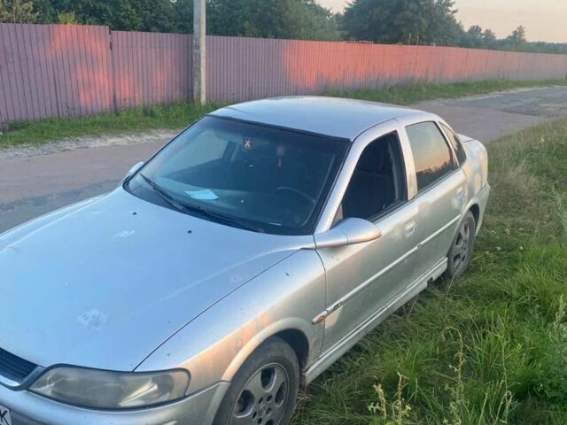 Сірий Опель Вектра, об'ємом двигуна 2.2 л та пробігом 3 тис. км за 1166 $, фото 1 на Automoto.ua