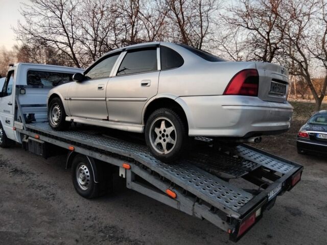 Сірий Опель Вектра, об'ємом двигуна 2 л та пробігом 300 тис. км за 599 $, фото 1 на Automoto.ua