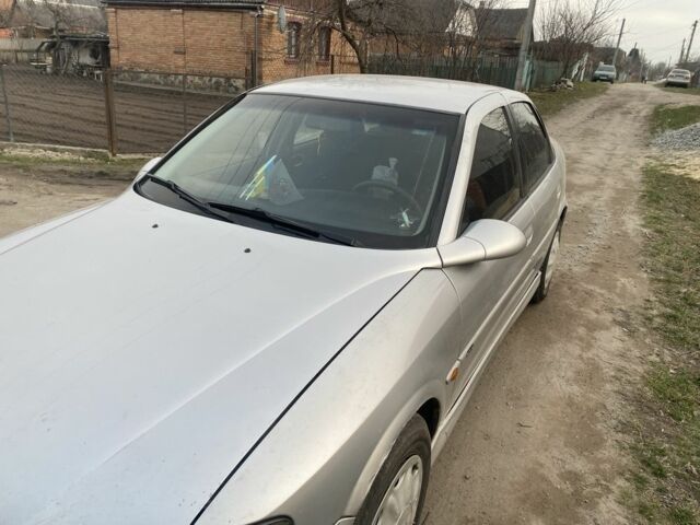 Сірий Опель Вектра, об'ємом двигуна 2 л та пробігом 300 тис. км за 2250 $, фото 1 на Automoto.ua