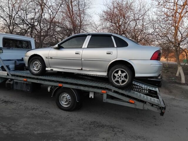 Сірий Опель Вектра, об'ємом двигуна 2 л та пробігом 400 тис. км за 450 $, фото 1 на Automoto.ua