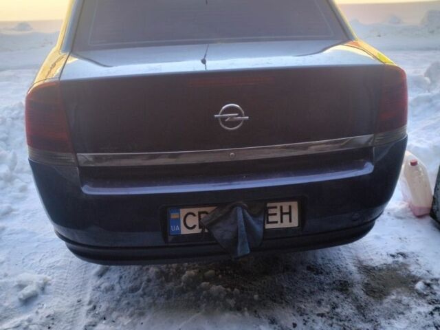 Сірий Опель Вектра, об'ємом двигуна 2.2 л та пробігом 230 тис. км за 1900 $, фото 1 на Automoto.ua