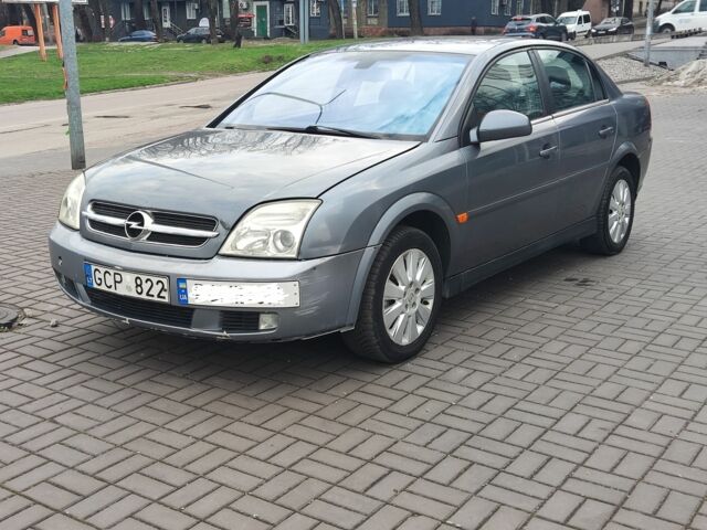 Серый Опель Вектра, объемом двигателя 2.2 л и пробегом 360 тыс. км за 2500 $, фото 1 на Automoto.ua