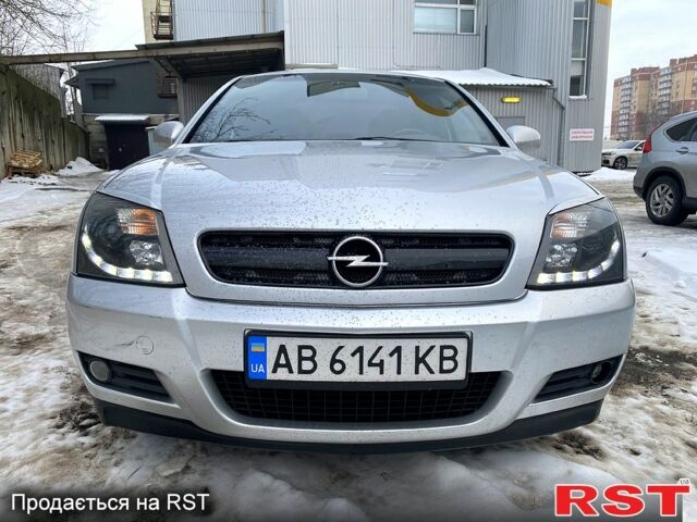Серый Опель Вектра, объемом двигателя 1.8 л и пробегом 350 тыс. км за 4200 $, фото 1 на Automoto.ua