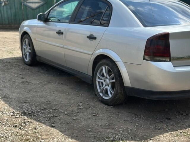 Сірий Опель Вектра, об'ємом двигуна 2.22 л та пробігом 307 тис. км за 3450 $, фото 1 на Automoto.ua