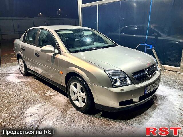 Серый Опель Вектра, объемом двигателя 1.8 л и пробегом 290 тыс. км за 3350 $, фото 1 на Automoto.ua