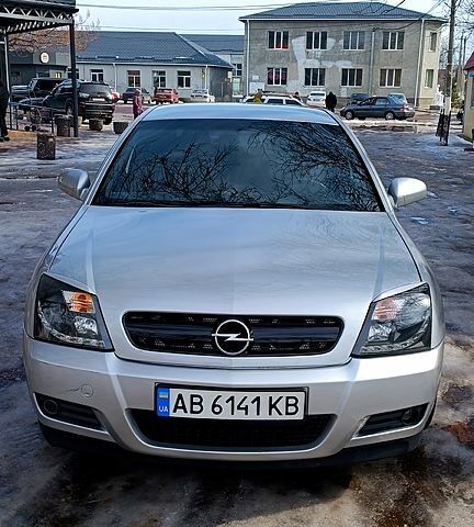 Серый Опель Вектра, объемом двигателя 1.8 л и пробегом 300 тыс. км за 5200 $, фото 1 на Automoto.ua