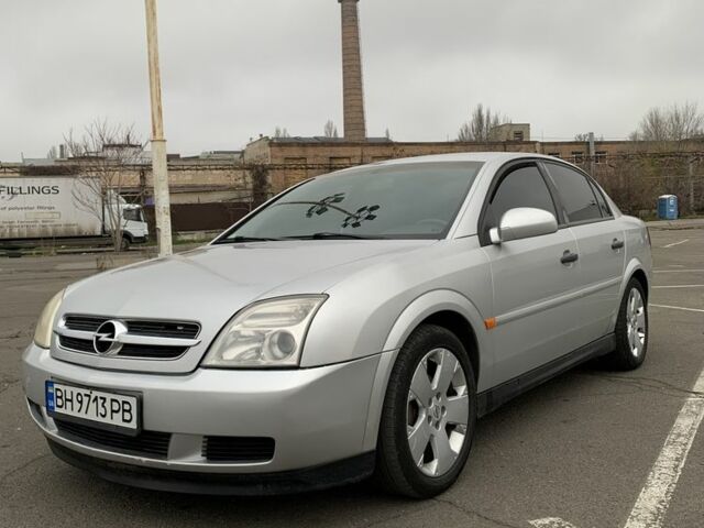 Серый Опель Вектра, объемом двигателя 2.2 л и пробегом 330 тыс. км за 4500 $, фото 1 на Automoto.ua