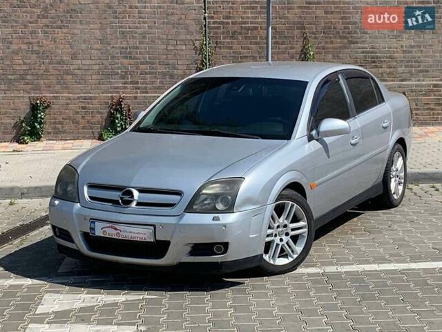 Сірий Опель Вектра, об'ємом двигуна 2.2 л та пробігом 254 тис. км за 3500 $, фото 1 на Automoto.ua