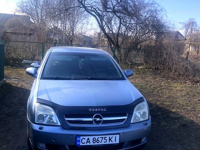 Сірий Опель Вектра, об'ємом двигуна 3.2 л та пробігом 275 тис. км за 3600 $, фото 1 на Automoto.ua