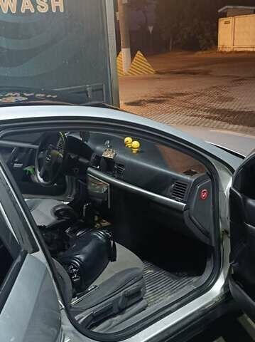 Сірий Опель Вектра, об'ємом двигуна 2.17 л та пробігом 200 тис. км за 4500 $, фото 1 на Automoto.ua