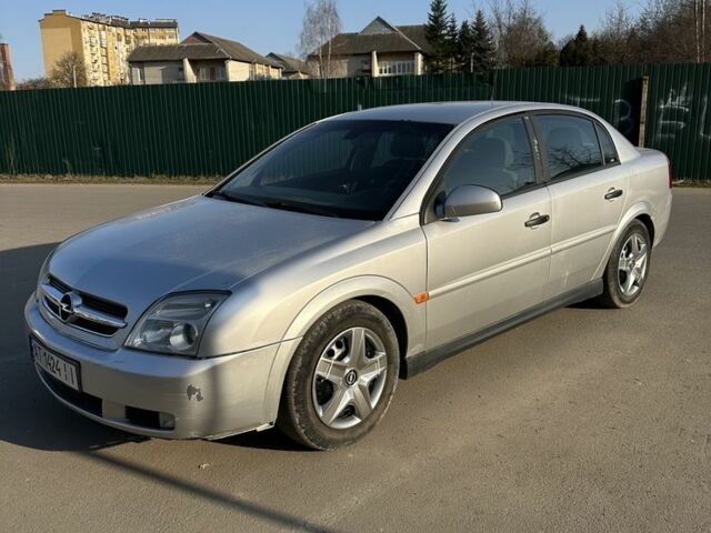 Серый Опель Вектра, объемом двигателя 2.2 л и пробегом 297 тыс. км за 3000 $, фото 1 на Automoto.ua