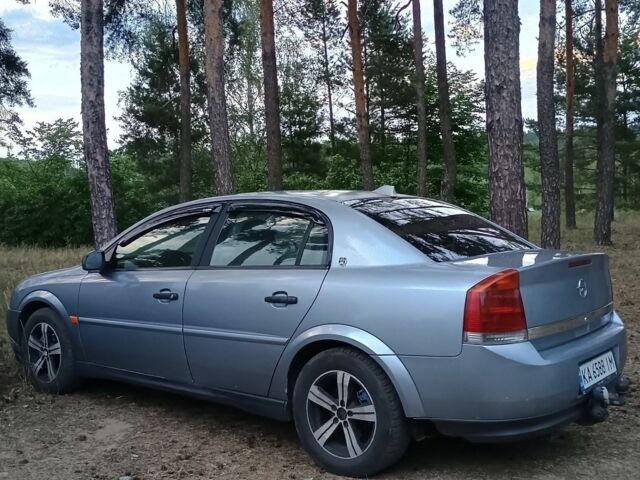 Сірий Опель Вектра, об'ємом двигуна 2 л та пробігом 386 тис. км за 3900 $, фото 1 на Automoto.ua