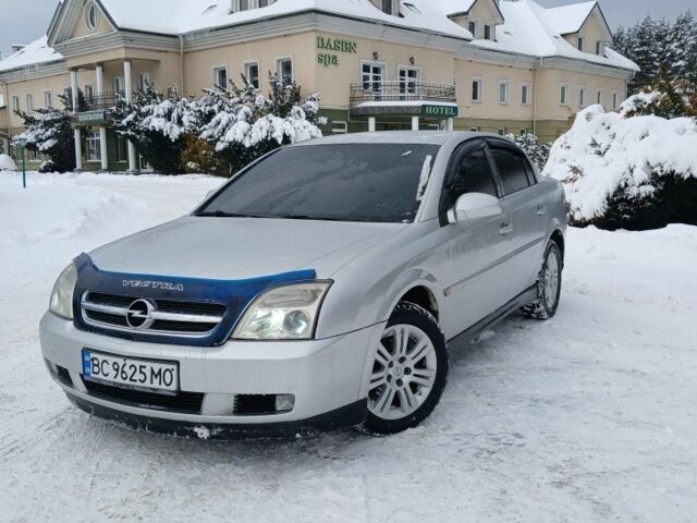 Серый Опель Вектра, объемом двигателя 2.2 л и пробегом 300 тыс. км за 1900 $, фото 1 на Automoto.ua