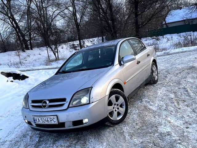 Сірий Опель Вектра, об'ємом двигуна 2.2 л та пробігом 0 тис. км за 3300 $, фото 1 на Automoto.ua