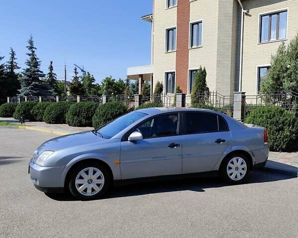 Сірий Опель Вектра, об'ємом двигуна 2 л та пробігом 262 тис. км за 3799 $, фото 1 на Automoto.ua