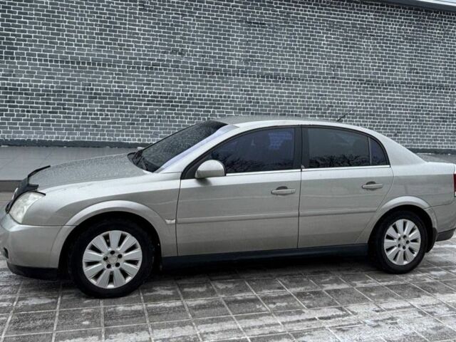 Сірий Опель Вектра, об'ємом двигуна 2.2 л та пробігом 312 тис. км за 3500 $, фото 1 на Automoto.ua