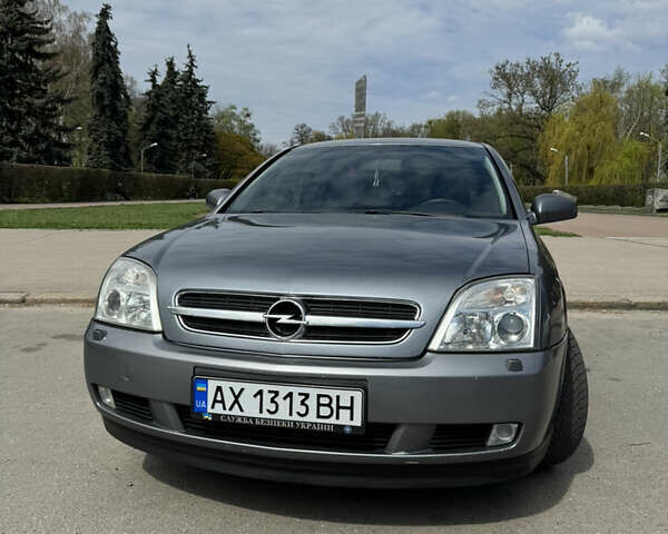 Серый Опель Вектра, объемом двигателя 2.2 л и пробегом 520 тыс. км за 3700 $, фото 1 на Automoto.ua