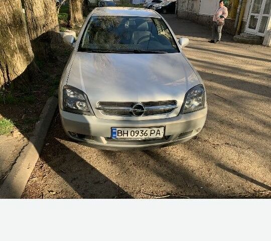 Сірий Опель Вектра, об'ємом двигуна 1.9 л та пробігом 300 тис. км за 3700 $, фото 1 на Automoto.ua