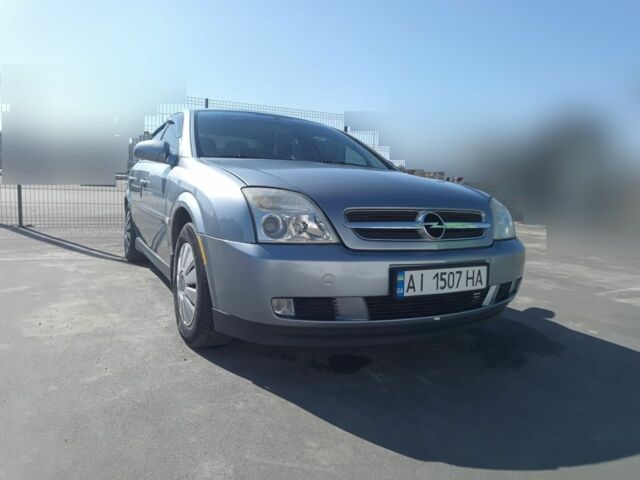Серый Опель Вектра, объемом двигателя 2.2 л и пробегом 178 тыс. км за 5000 $, фото 1 на Automoto.ua