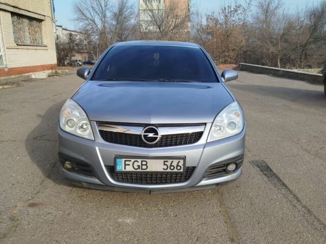 Серый Опель Вектра, объемом двигателя 1.8 л и пробегом 130 тыс. км за 3200 $, фото 1 на Automoto.ua
