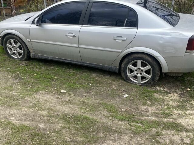 Серый Опель Вектра, объемом двигателя 3.2 л и пробегом 326 тыс. км за 1250 $, фото 1 на Automoto.ua