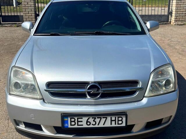 Серый Опель Вектра, объемом двигателя 2.2 л и пробегом 380 тыс. км за 4600 $, фото 1 на Automoto.ua