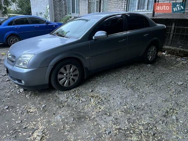 Серый Опель Вектра, объемом двигателя 2.2 л и пробегом 250 тыс. км за 3499 $, фото 1 на Automoto.ua