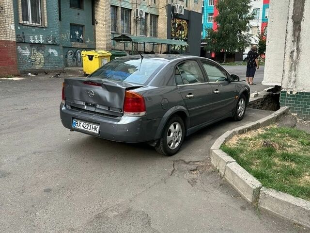 Сірий Опель Вектра, об'ємом двигуна 1.8 л та пробігом 271 тис. км за 2200 $, фото 1 на Automoto.ua