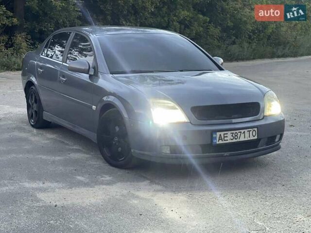 Серый Опель Вектра, объемом двигателя 2.17 л и пробегом 407 тыс. км за 3600 $, фото 1 на Automoto.ua