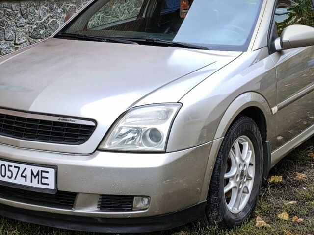 Опель Вектра 2004 у Умани на Automoto.ua Сірий Опель Вектра, об'ємом двигуна 2.2 л та пробігом 270 тис. км за 3600 $, фото 1 на Automoto.ua