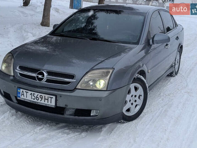 Серый Опель Вектра, объемом двигателя 2.2 л и пробегом 315 тыс. км за 3499 $, фото 1 на Automoto.ua
