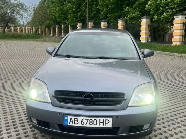 Сірий Опель Вектра, об'ємом двигуна 2.2 л та пробігом 277 тис. км за 4300 $, фото 1 на Automoto.ua